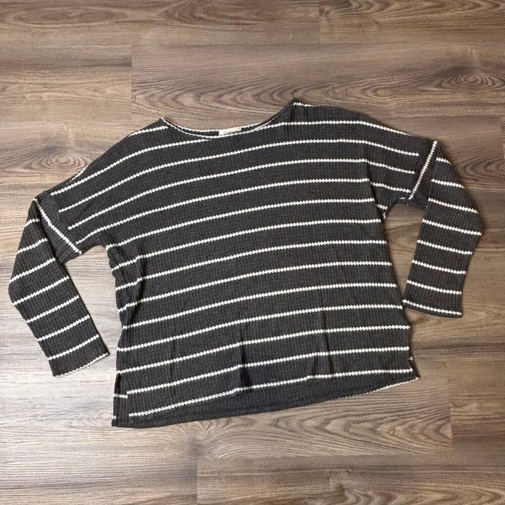 Ginger G Gray & White Striped Waffle Knit Long Sleeve Top